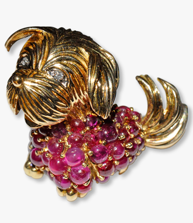 Yellow gold, platinum, diamond and ruby dog brooch | Statement Jewels